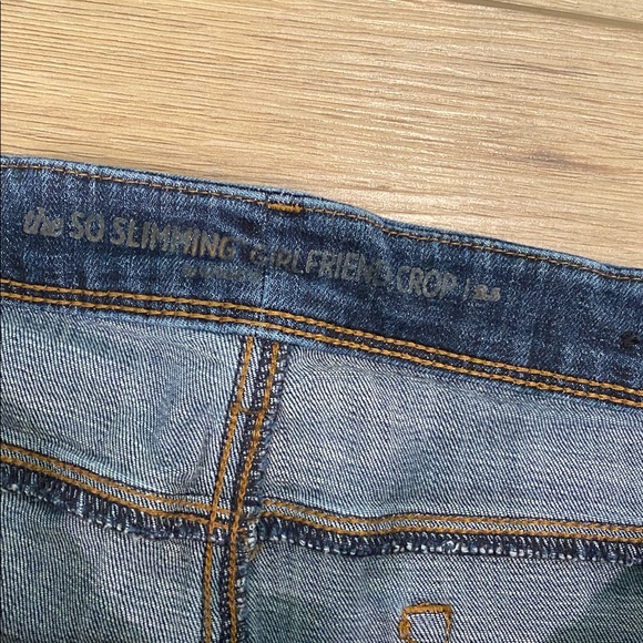 Chico’s So Slimming Girlfriend Crop Jeans Sz 14 - Picture 3 of 5
